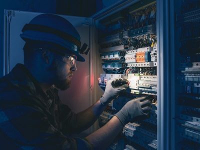 Soluções Inteligentes em Engenharia Elétrica!